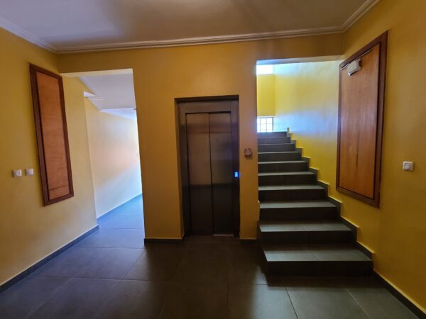 Appartement haut - standing à louer à #Yaoundé-Omnisports – Image 22