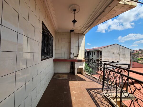 Appartement haut-standing à louer à Yaoundé Omnisports – Image 8