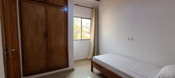 Appartement meublé haut-standing  à louer à Bastos-Yaoundé – Image 15