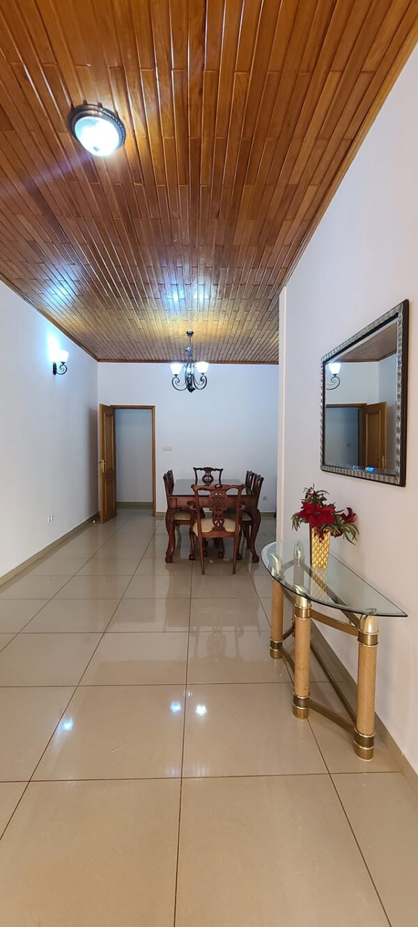 Appartement meublé haut-standing  à louer à Bastos-Yaoundé – Image 6