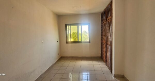 Appartement moderne à louer à Yaoundé, Omnisports – Image 5