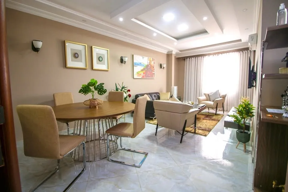 Appartement meublé haut standing à louer à  Bastos Yaoundé