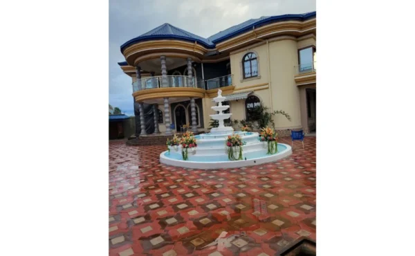 DUPLEX ULTRA HAUT STANDING À VENDRE  À ODZA BORNE 10 TOUTOULI YAOUNDE