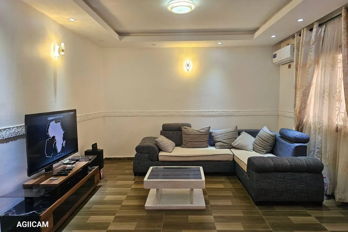 APPARTEMENT MEUBLÉ HAUT STANDING À LOUER – ODZA BORNE 12, YAOUNDÉ